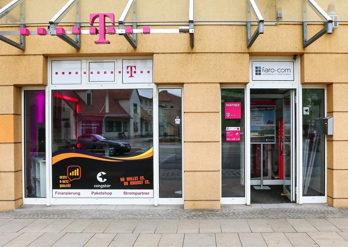Filialen 15 faro.shop Anklam Eingang Aussenansicht