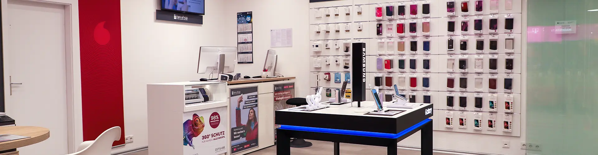 faro.shop im Cottbus Center mit Zubehörartikel und Samsung Präsenter