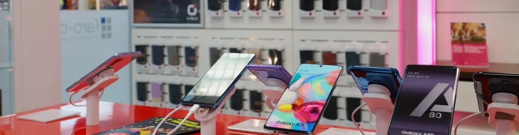 Smartphones zum Anfassen im faro.shop Guben