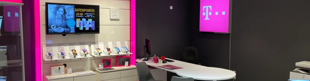 Telekom Ecke mit Smartphones zum Anfassen im faro.shop Hoyerswerda