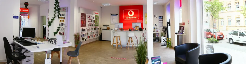 faro.shop Neustrelitz mit Beratungsecken und Sitzgelegenheiten